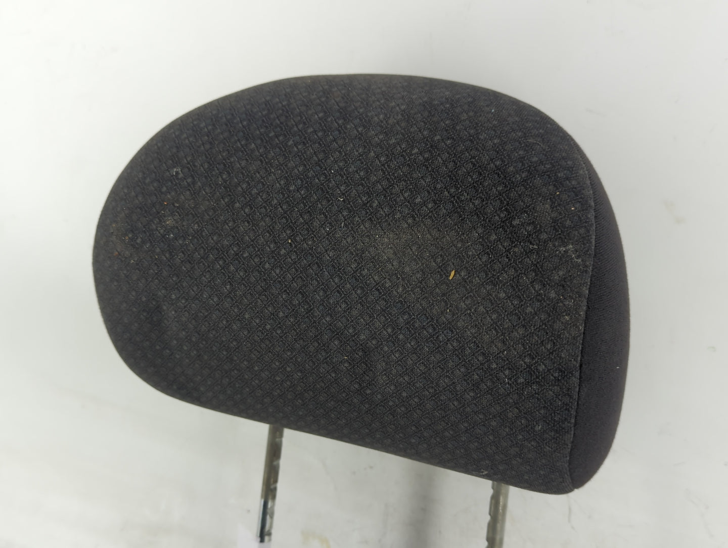 2007-2008 Chrysler Pt Cruiser Headrest Head Rest Rear Seat Fits Fits 2007 2008 OEM Used Auto Parts - Oemusedautoparts1.com