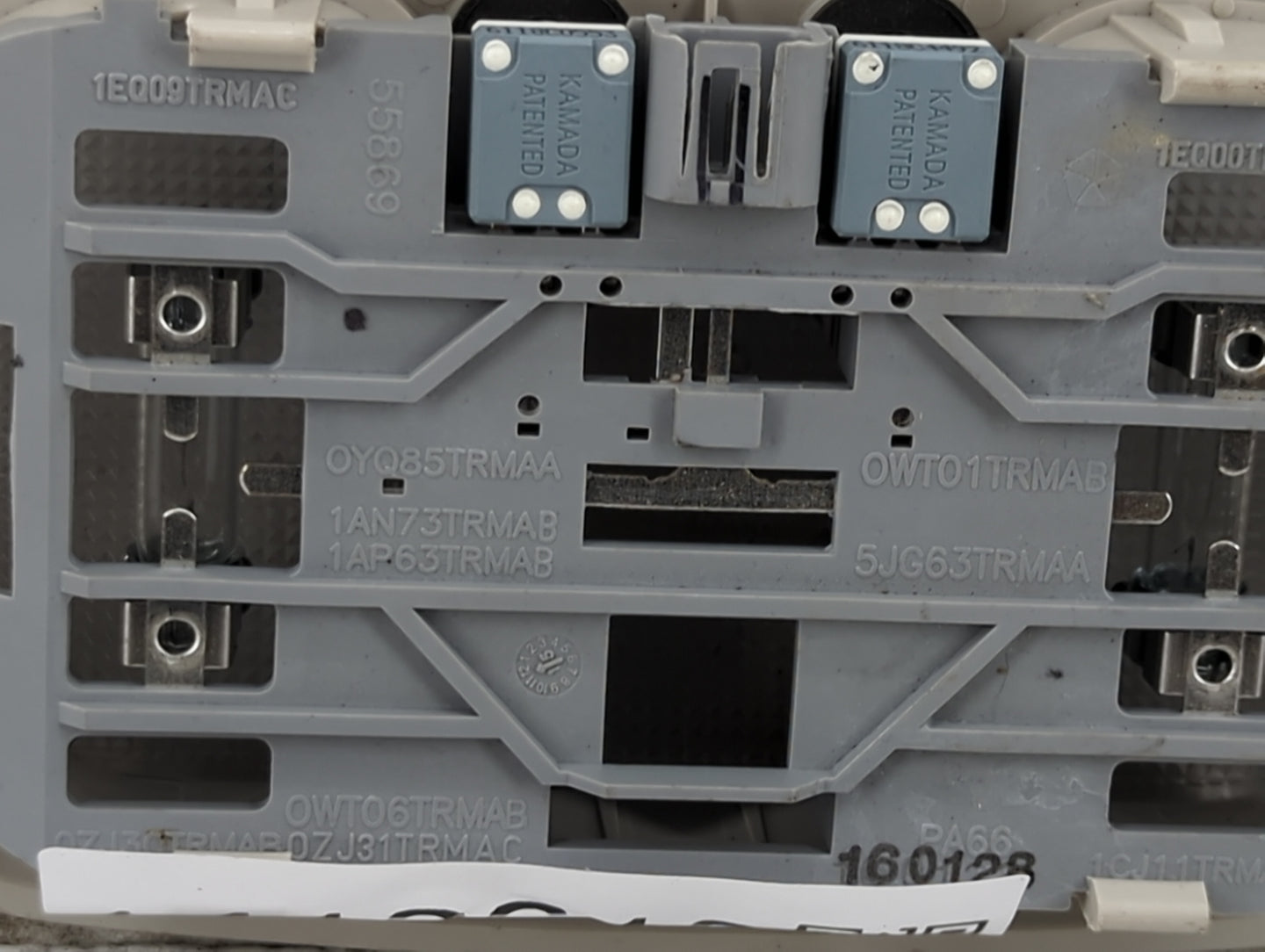 2007 Chrysler Pt Cruiser Overhead Roof Console - Oemusedautoparts1.com