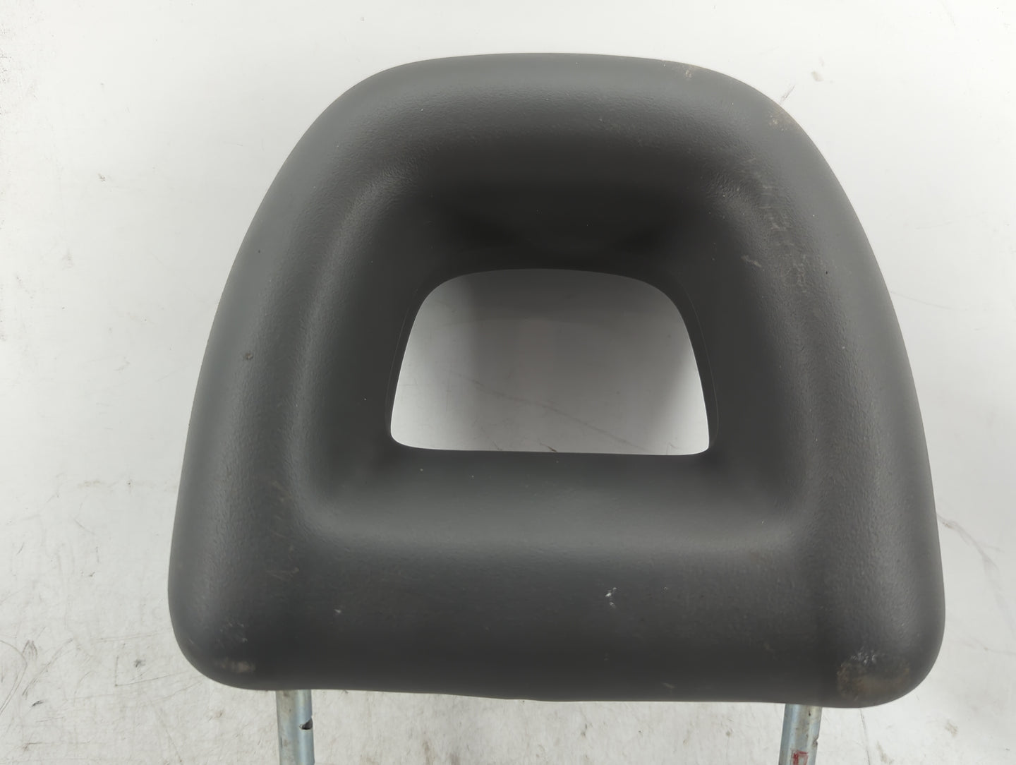 2007-2008 Chrysler Pt Cruiser Headrest Head Rest Front Driver Passenger Seat Fits Fits 2007 2008 OEM Used Auto Parts - Oemus
