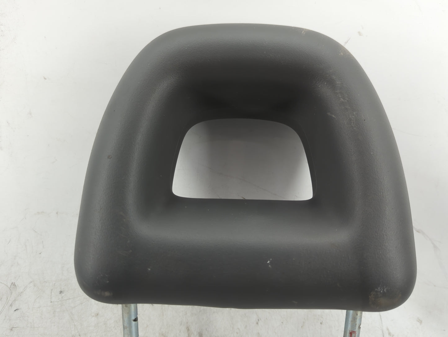 2007-2008 Chrysler Pt Cruiser Headrest Head Rest Front Driver Passenger Seat Fits Fits 2007 2008 OEM Used Auto Parts - Oemus