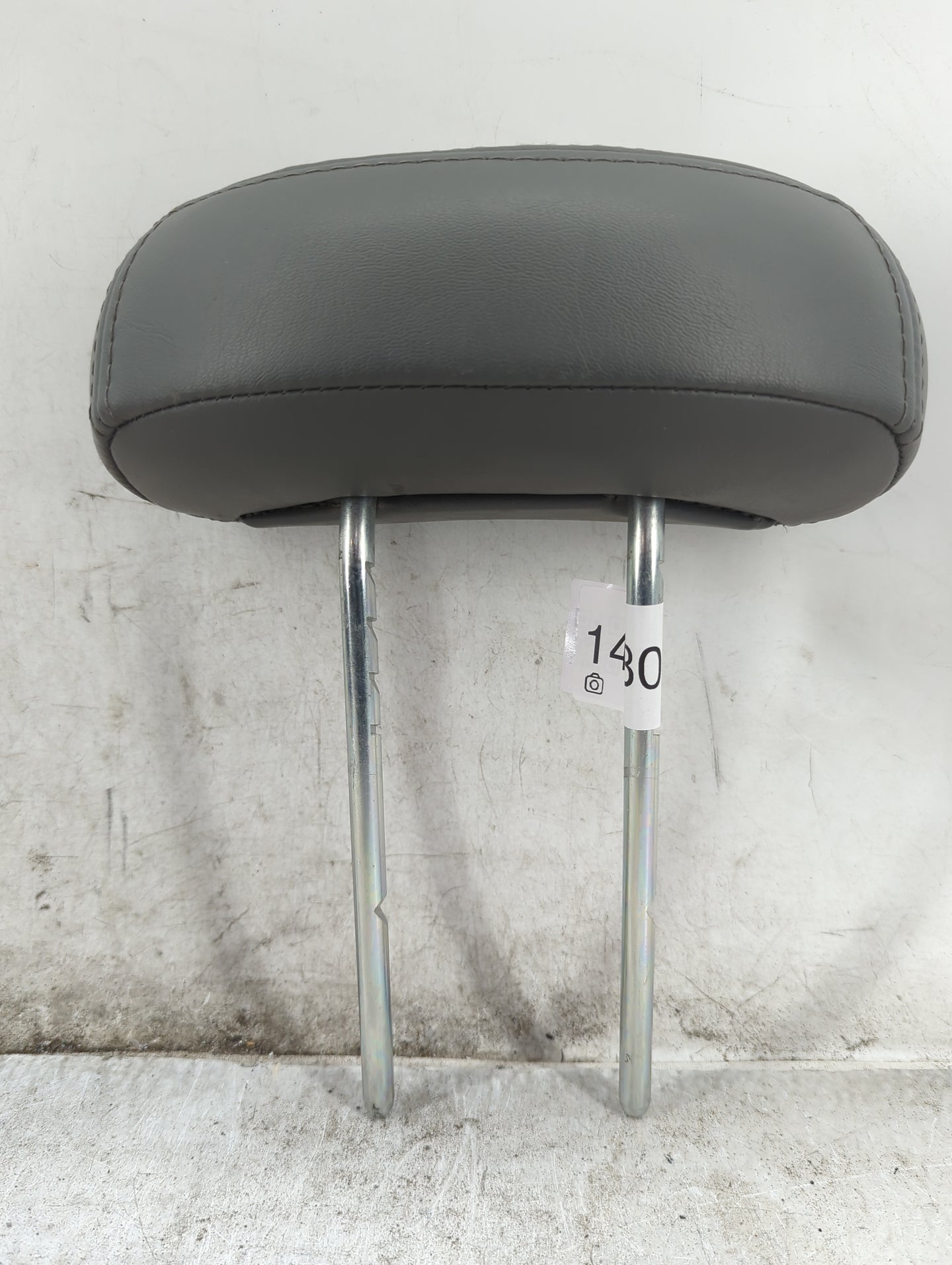 2007-2008 Chrysler Pt Cruiser Headrest Head Rest Rear Seat Fits Fits 2007 2008 OEM Used Auto Parts - Oemusedautoparts1.com