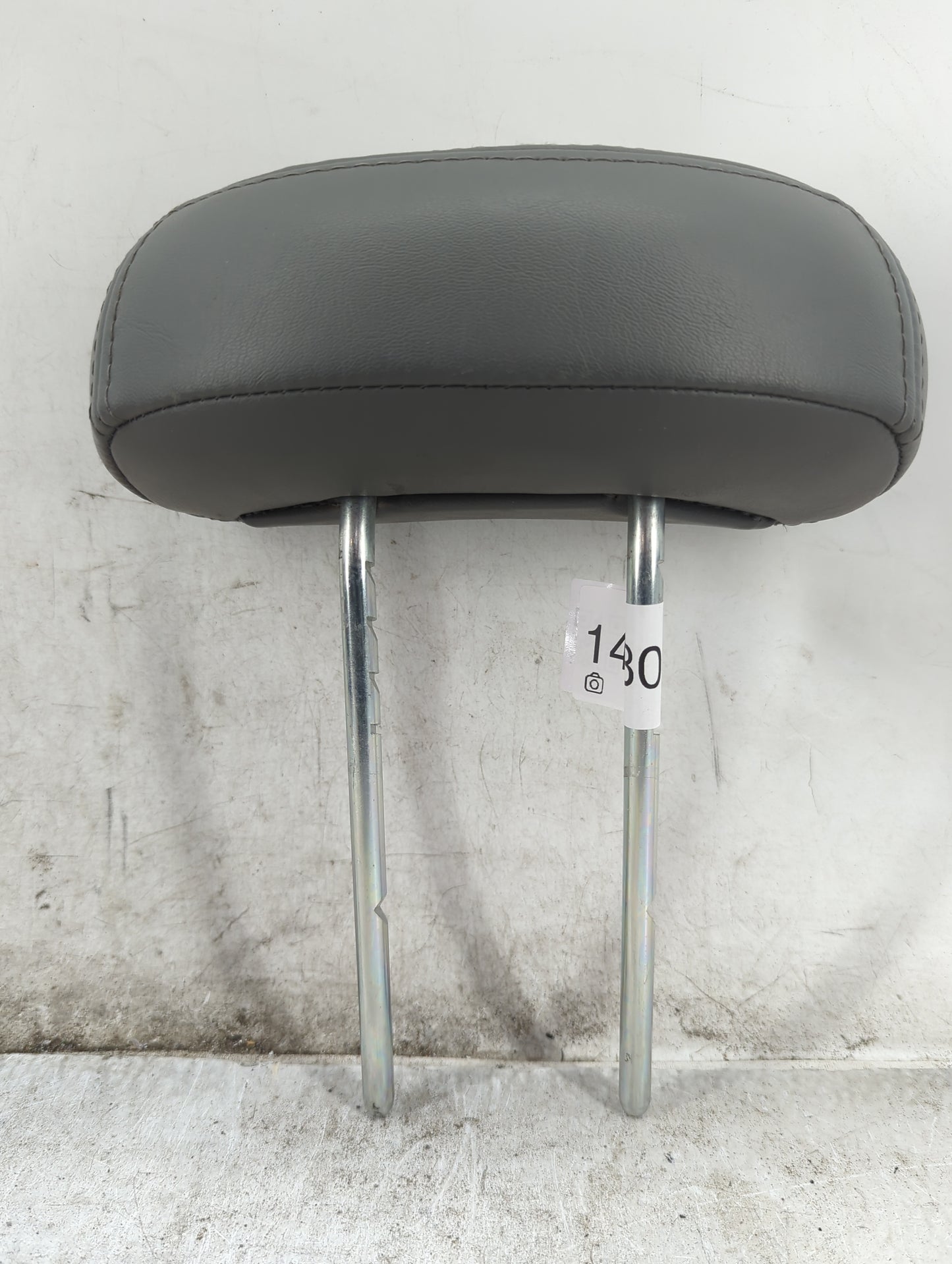 2007-2008 Chrysler Pt Cruiser Headrest Head Rest Rear Seat Fits Fits 2007 2008 OEM Used Auto Parts - Oemusedautoparts1.com