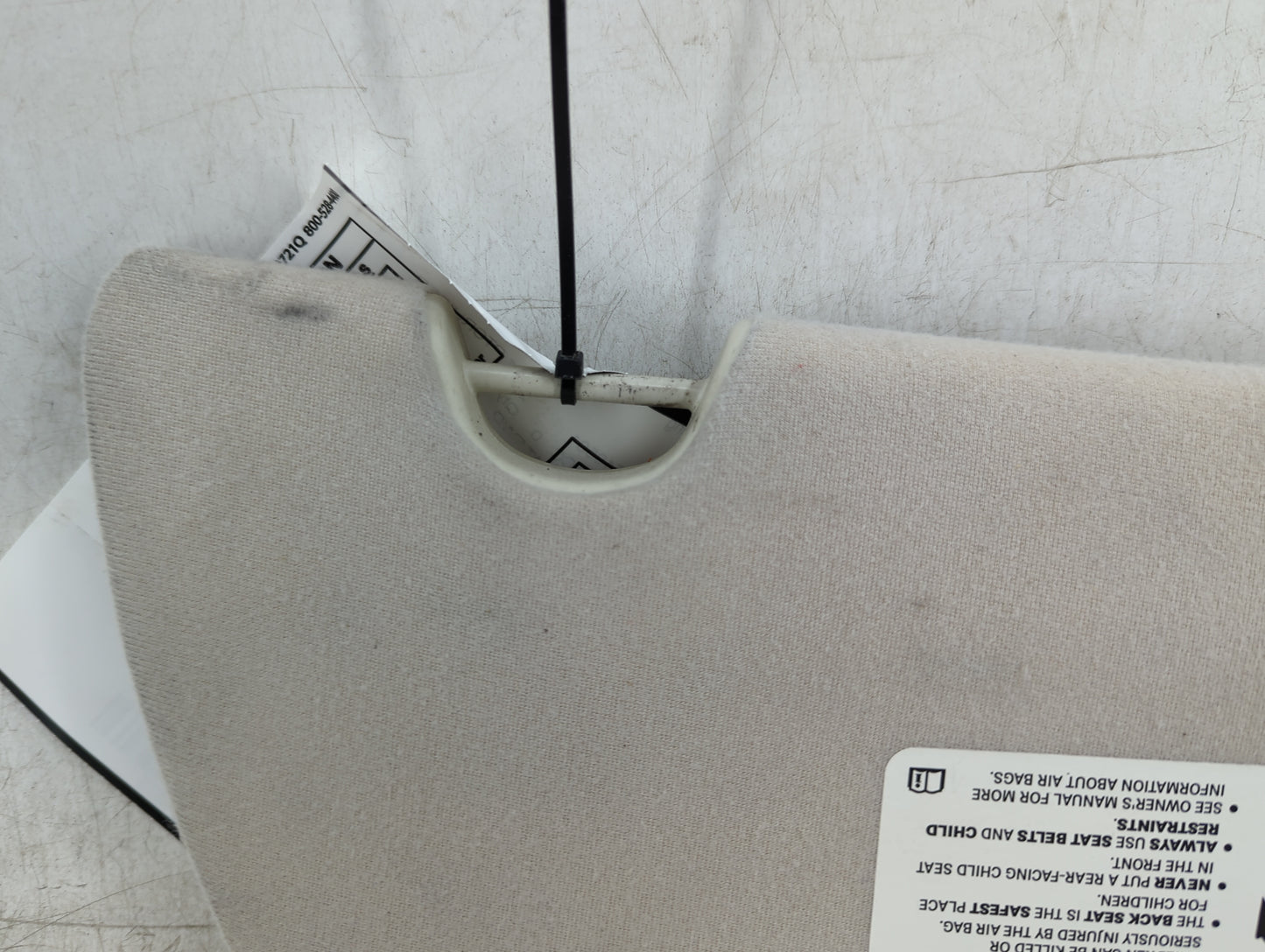 2006-2009 Chrysler Pt Cruiser Sun Visor Shade Replacement Driver Left Mirror Fits Fits 2006 2007 2008 2009 OEM Used Auto Par