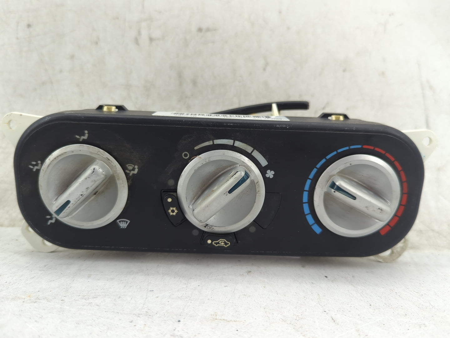 2006-2010 Chrysler Pt Cruiser Climate Control Module Temperature AC/Heater Replacement P/N:P55111844AM Fits OEM Used Auto Pa