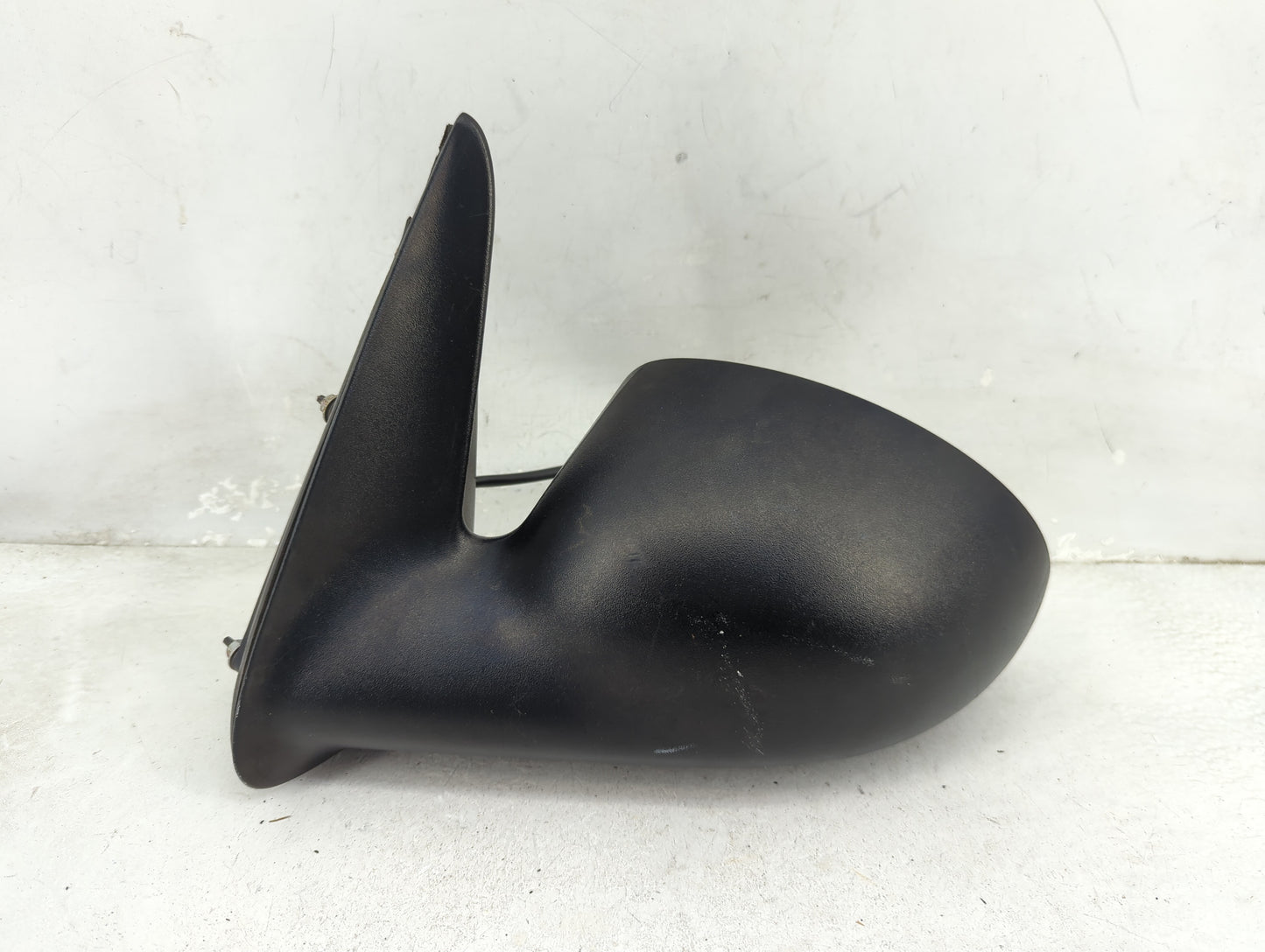 2005-2008 Chrysler Pt Cruiser Driver Side View Mirror - Left Door Mirror OEM Used - Oemusedautoparts1.com