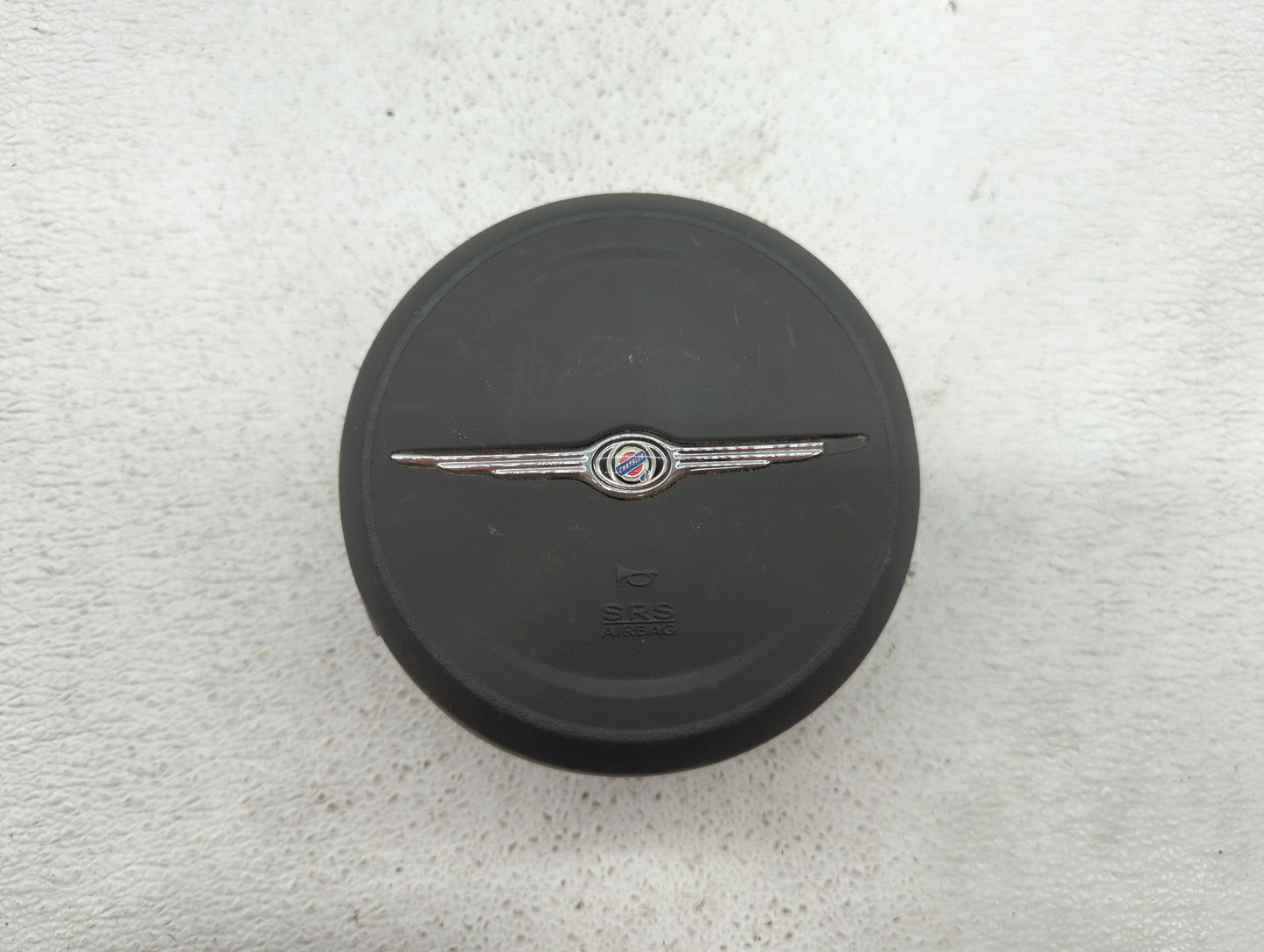 2006-2007 Chrysler Pt Cruiser Air Bag Driver Left Steering Wheel Mounted Fits Fits 2006 2007 OEM Used Auto Parts - Oemusedau