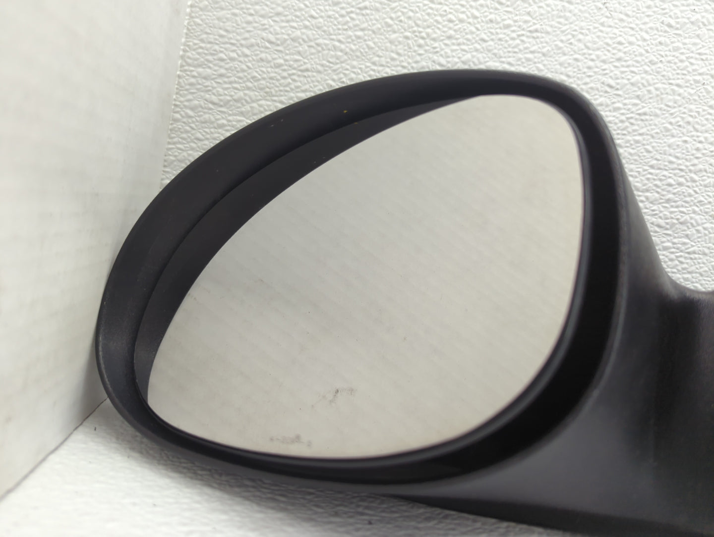 2007 Chrysler Pt Cruiser Driver Side View Mirror - Left Door Mirror OEM Used - Oemusedautoparts1.com