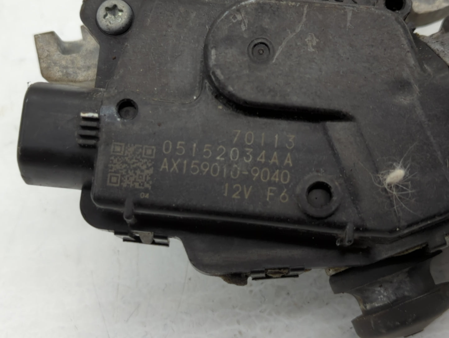 2006-2010 Chrysler Pt Cruiser Front Windshield Wiper Motor P/N:05152034AA Fits Fits 2006 2007 2008 2009 2010 OEM Used Auto P