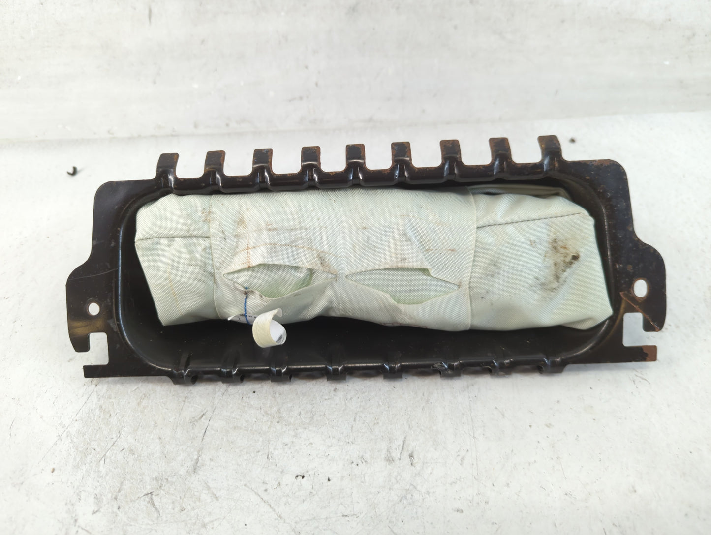2007 Chrysler Pt Cruiser Air Bag Passenger Right Dashboard OEM Fits OEM Used Auto Parts - Oemusedautoparts1.com