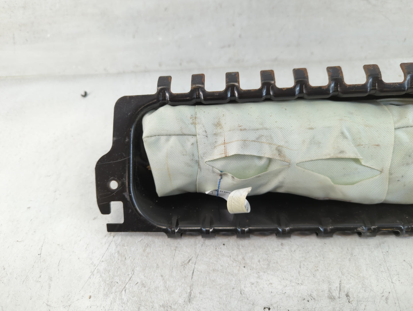 2007 Chrysler Pt Cruiser Air Bag Passenger Right Dashboard OEM Fits OEM Used Auto Parts - Oemusedautoparts1.com