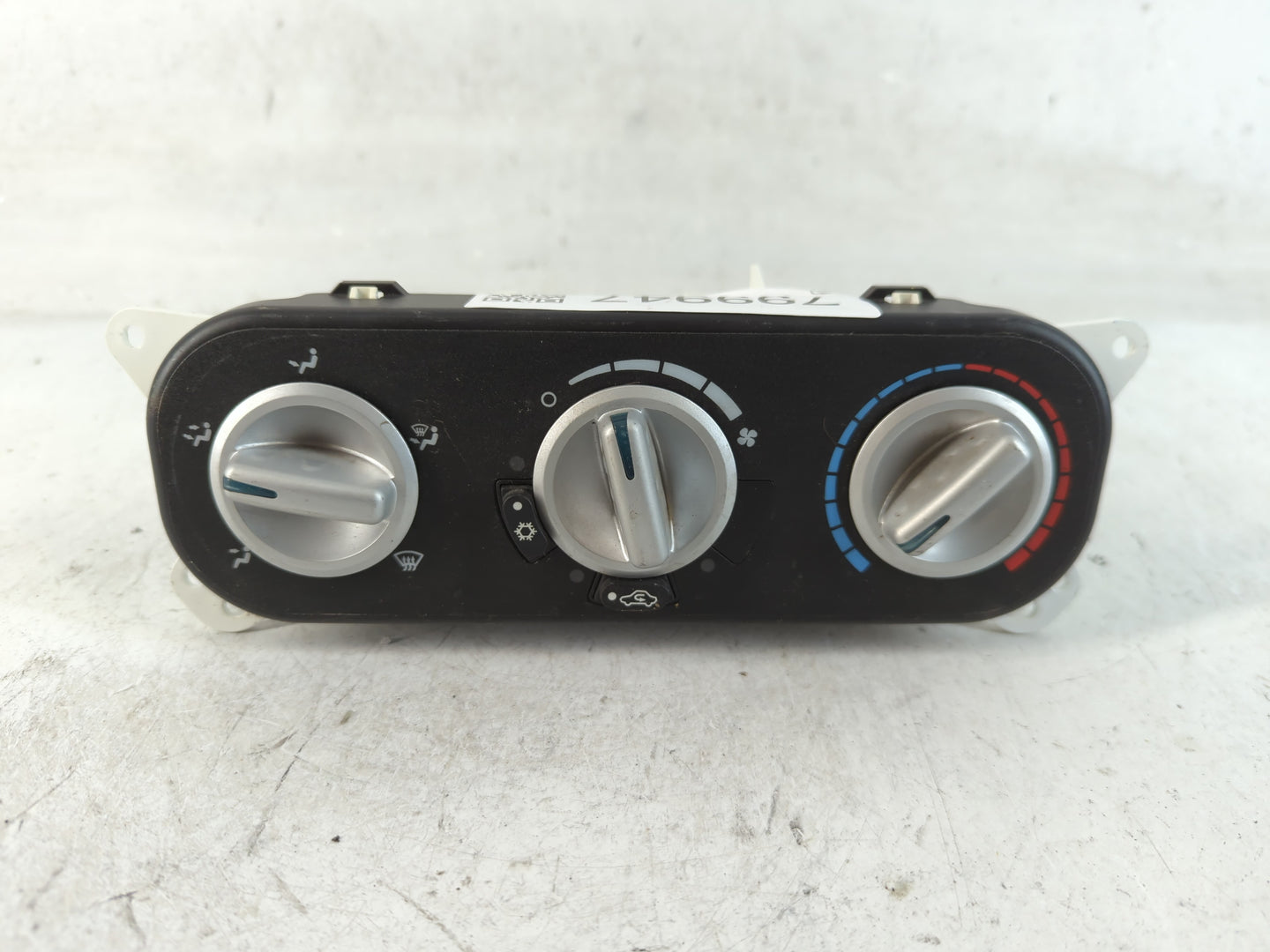 2007 Chrysler Pt Cruiser Climate Control Module Temperature AC/Heater Replacement Fits OEM Used Auto Parts - Oemusedautopart