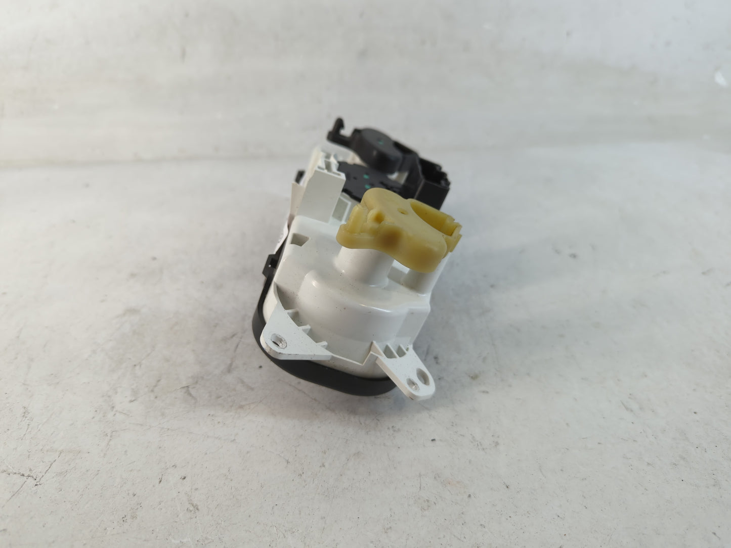 2007 Chrysler Pt Cruiser Climate Control Module Temperature AC/Heater Replacement Fits OEM Used Auto Parts - Oemusedautopart