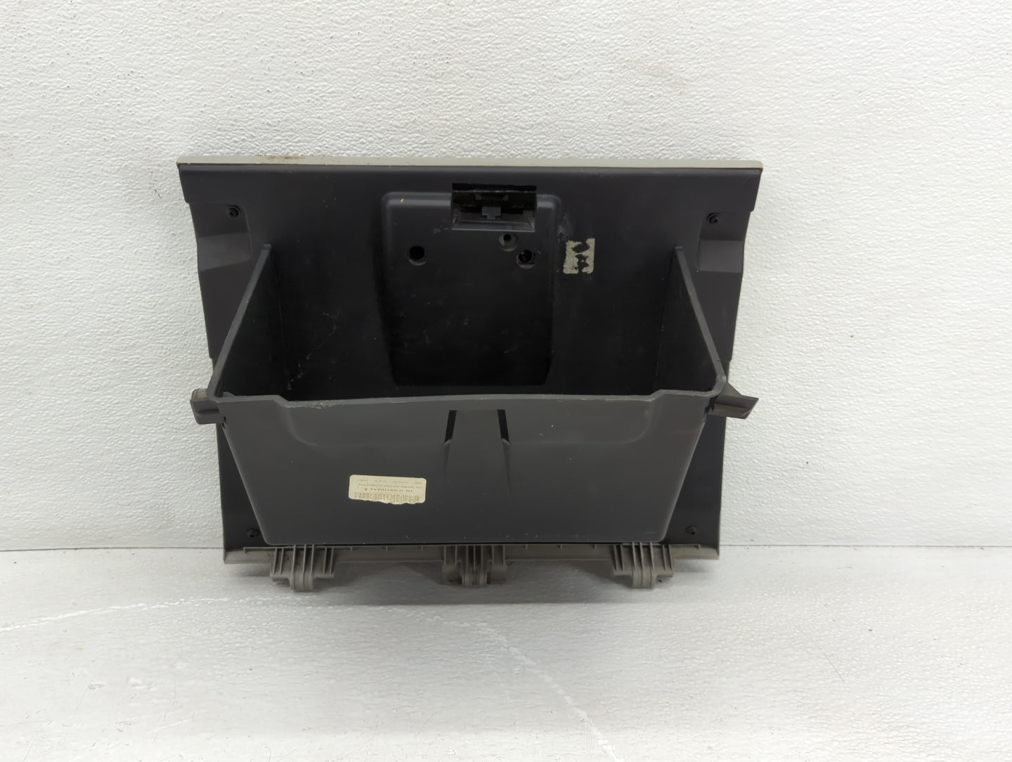 2007 Chrysler Pt Cruiser Passenger Glove Box Door Storage Compartment 799959 - Oemusedautoparts1.com