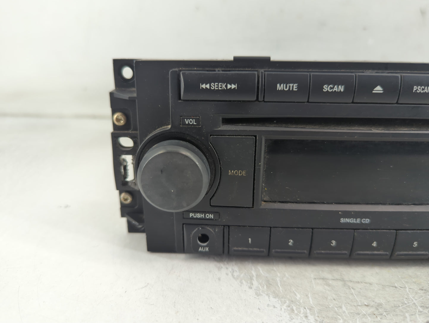 2006-2010 Chrysler Pt Cruiser Radio Control Panel - Oemusedautoparts1.com