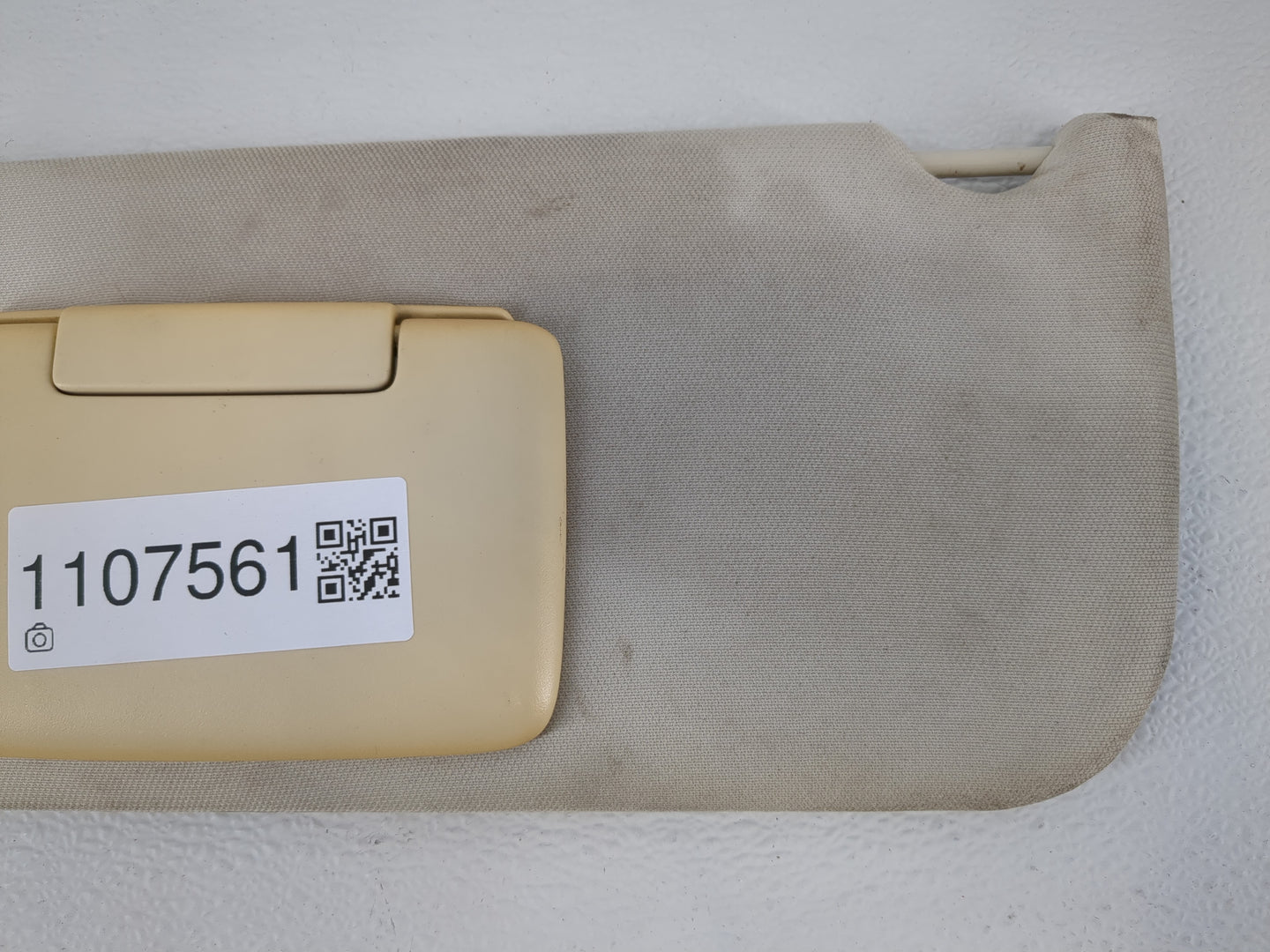 2007 Chrysler Sebring Sun Visor Shade Replacement Driver Left Mirror Fits OEM Used Auto Parts - Oemusedautoparts1.com