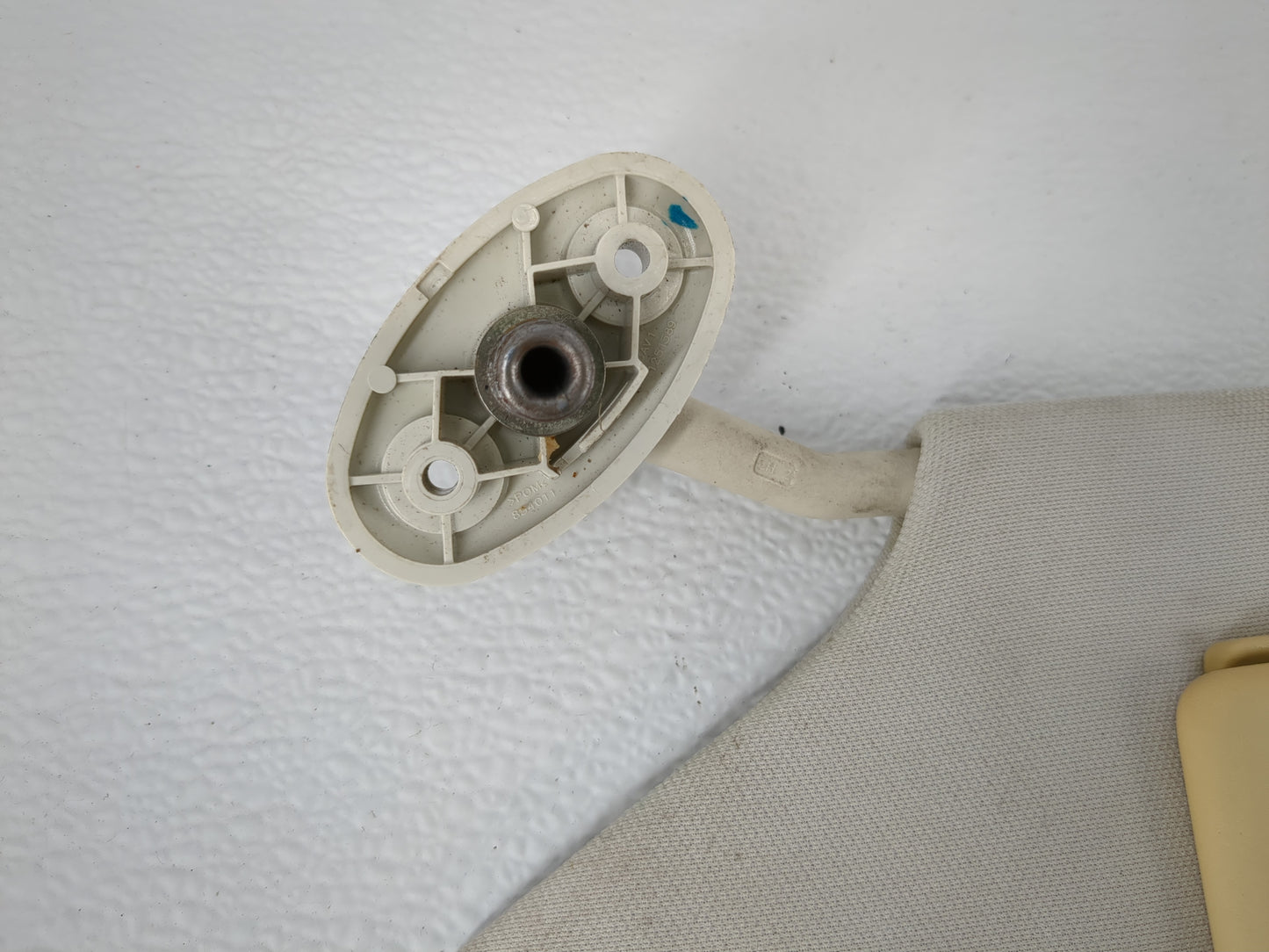 2007 Chrysler Sebring Sun Visor Shade Replacement Driver Left Mirror Fits OEM Used Auto Parts - Oemusedautoparts1.com