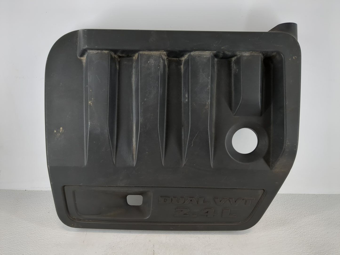 2007 Chrysler Sebring Engine Cover - Oemusedautoparts1.com