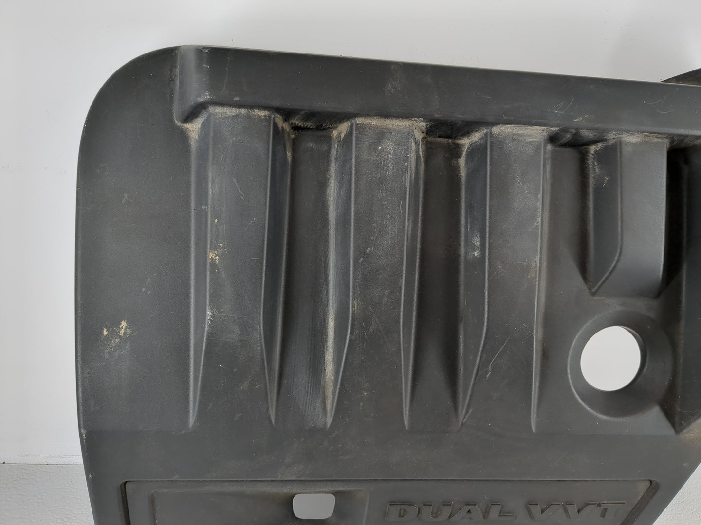 2007 Chrysler Sebring Engine Cover - Oemusedautoparts1.com