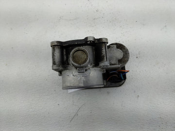 2007-2010 Chrysler Sebring Throttle Body P/N:04891735AC Fits Fits 2007 2008 2009 2010 2011 2012 2013 2014 2015 2016 2017 2018 OEM Used Auto Parts