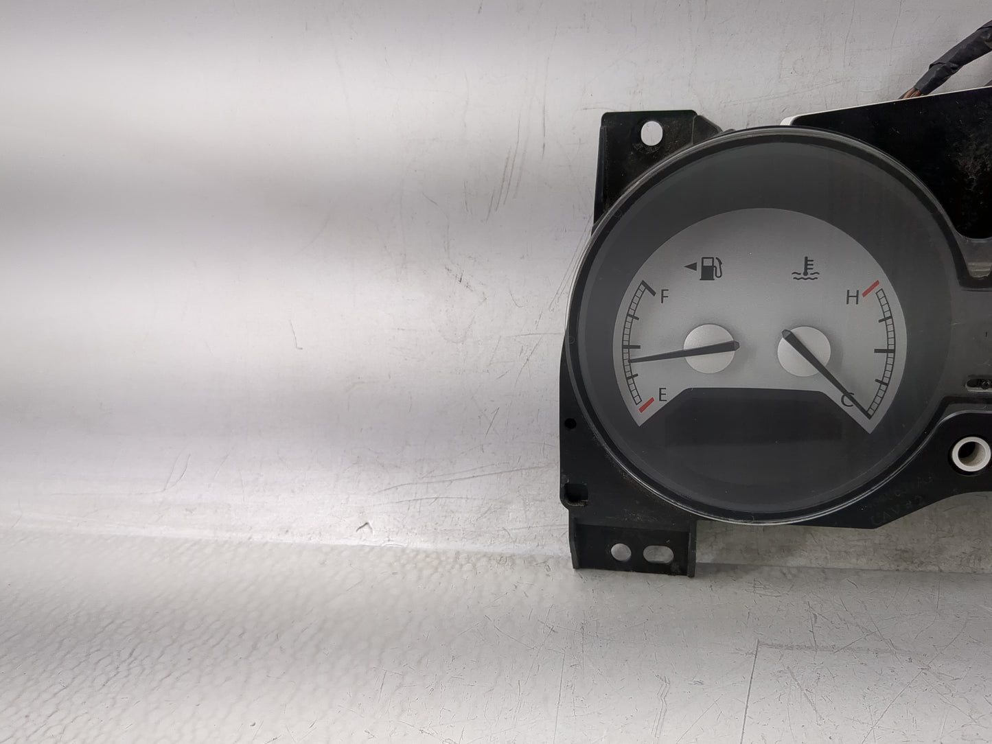 2007-2009 Chrysler Sebring Instrument Cluster Speedometer Gauges P/N:05107702AH Fits Fits 2007 2008 2009 OEM Used Auto Parts