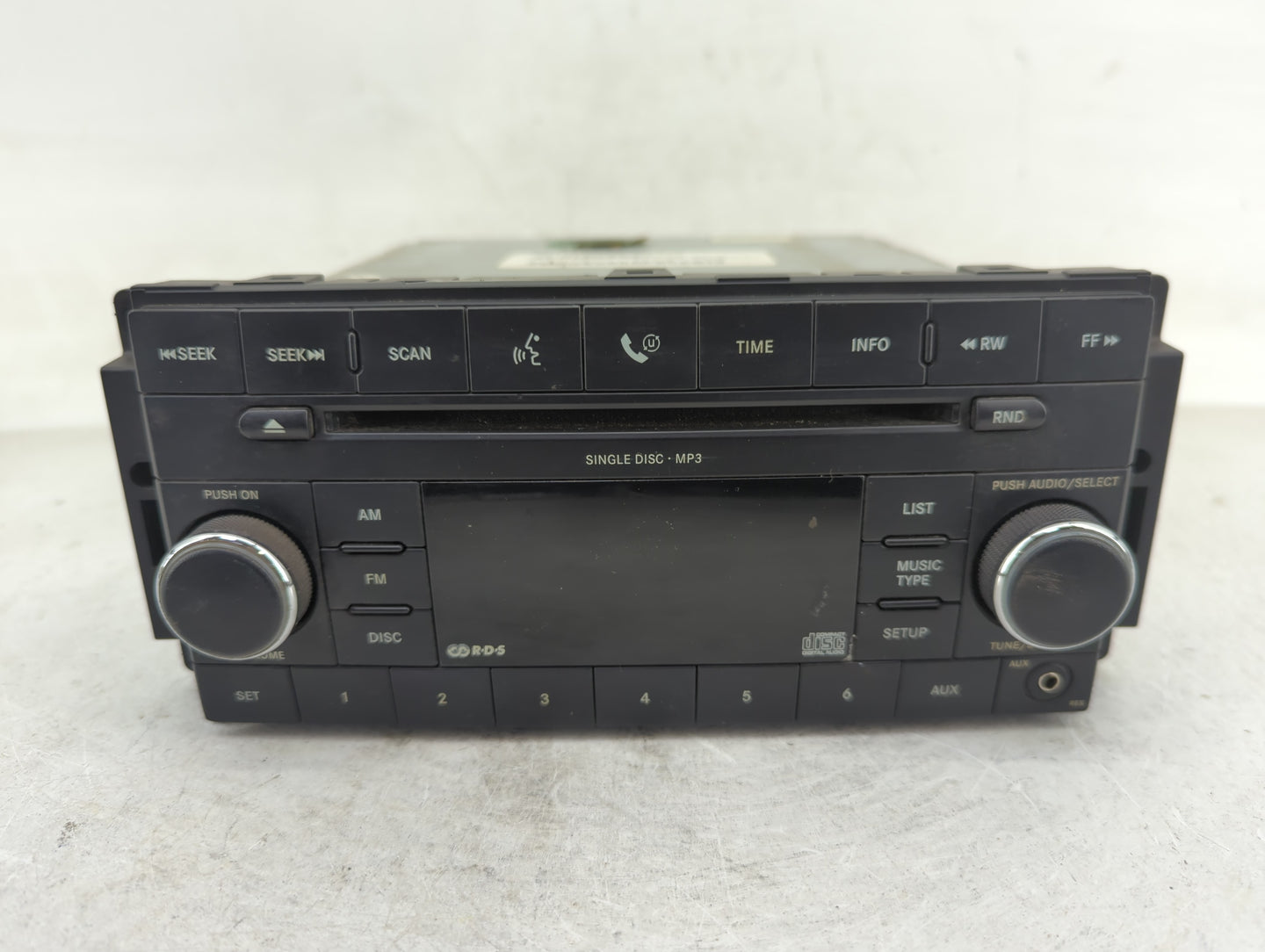 2007-2008 Chrysler Sebring Radio AM FM Cd Player Receiver Replacement P/N:P05064058AI Fits Fits 2007 2008 OEM Used Auto Part