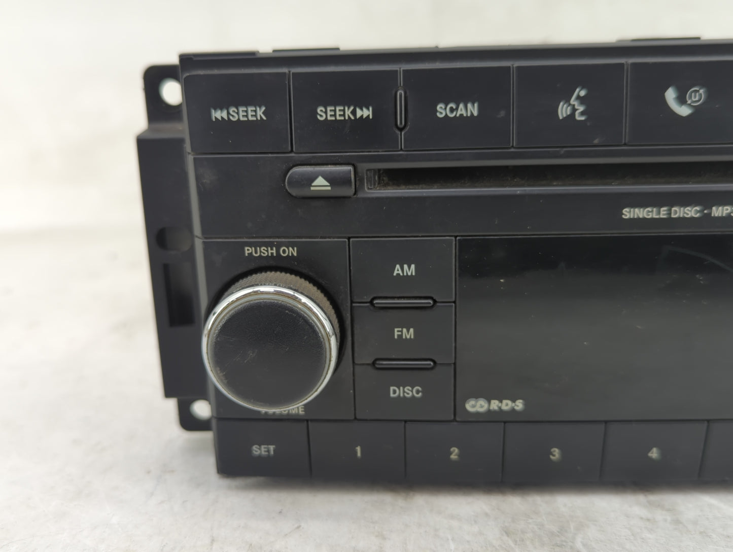 2007-2008 Chrysler Sebring Radio AM FM Cd Player Receiver Replacement P/N:P05064058AI Fits Fits 2007 2008 OEM Used Auto Part