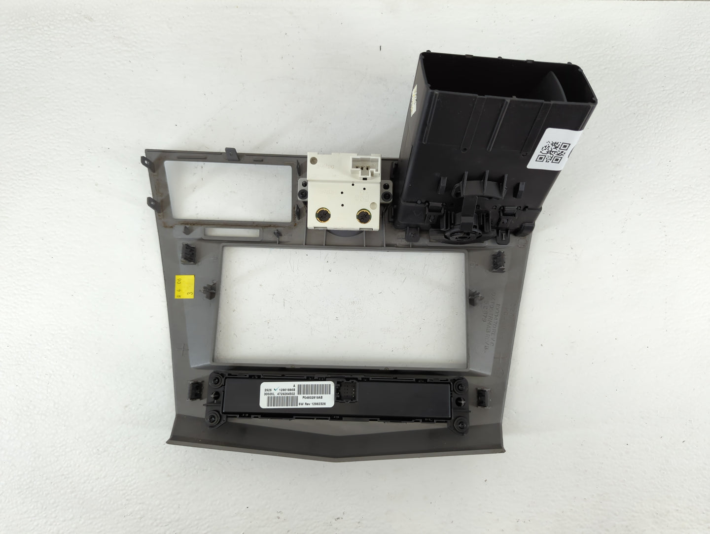 2007 Chrysler Sebring Climate Control Module Temperature AC/Heater Replacement P/N:P04602819AB Fits OEM Used Auto Parts - Oe