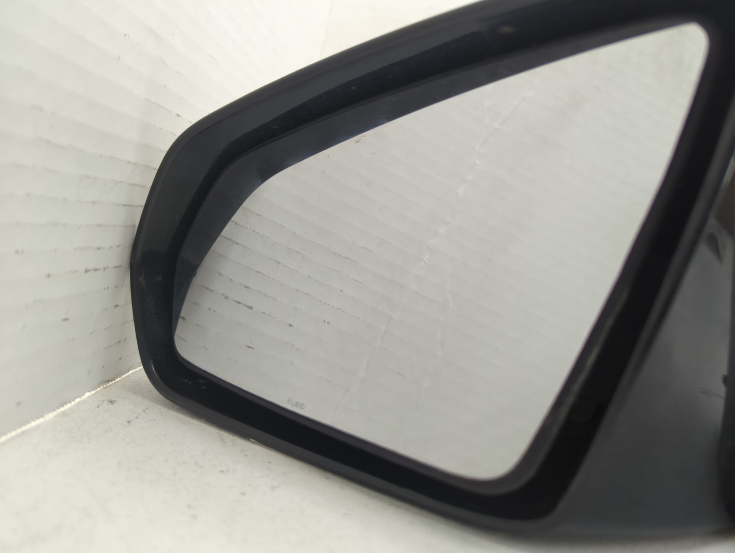 2007 Chrysler Sebring Driver Side View Mirror - Left Door Mirror OEM Used - Oemusedautoparts1.com