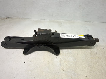 2007 Chrysler Town And Country Spare Scissor Car Jack - Oemusedautoparts1.com
