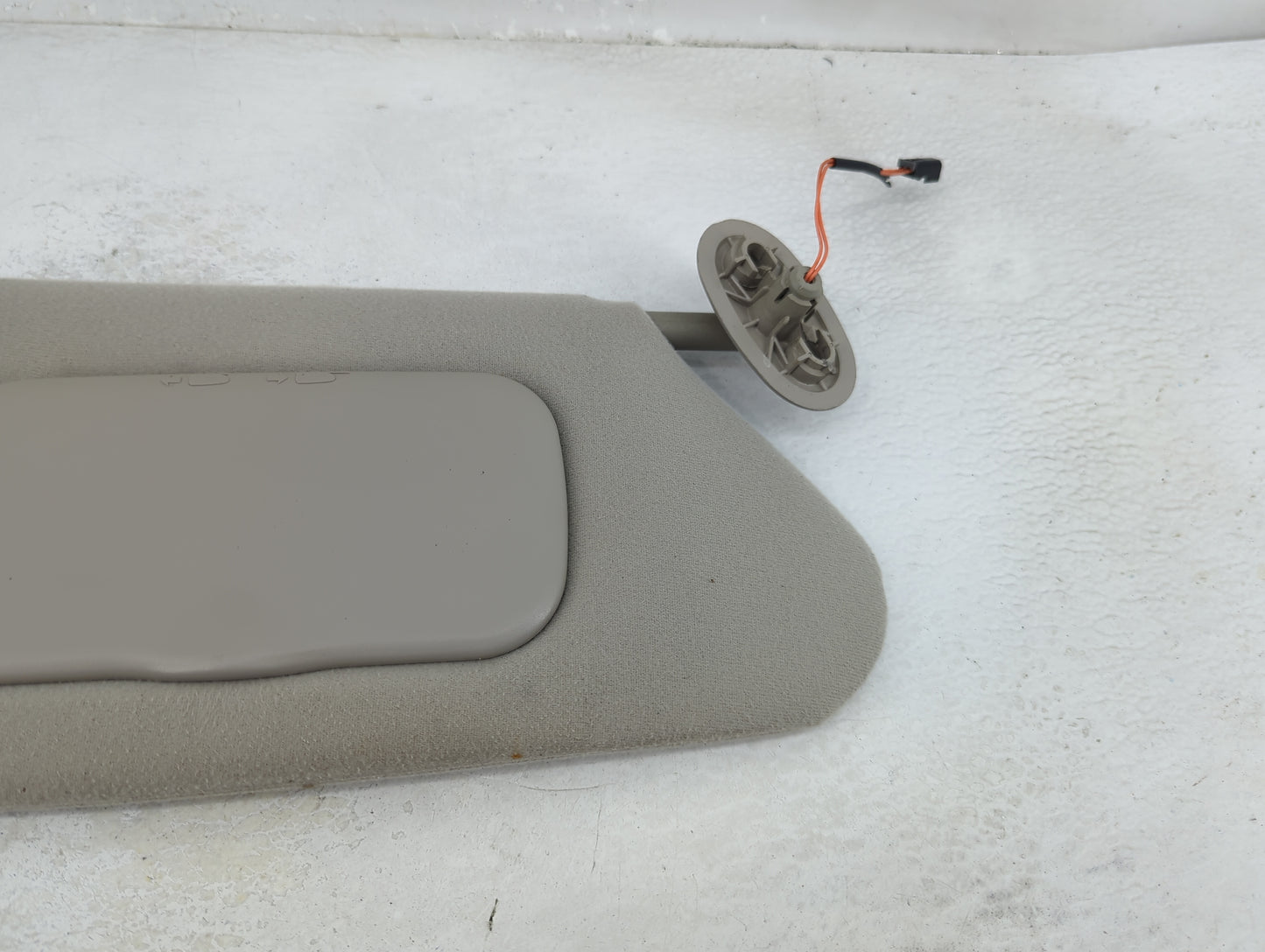 2004-2007 Chrysler Town & Country Sun Visor Shade Replacement Passenger Right Mirror Fits Fits 2004 2005 2006 2007 OEM Used 