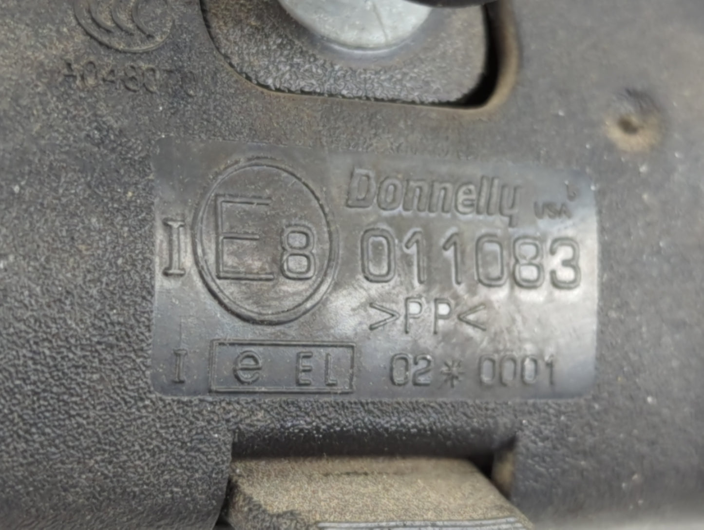 2007 Chrysler Town & Country Interior Rear View Mirror Replacement OEM P/N:E8011083 Fits OEM Used Auto Parts - Oemusedautopa