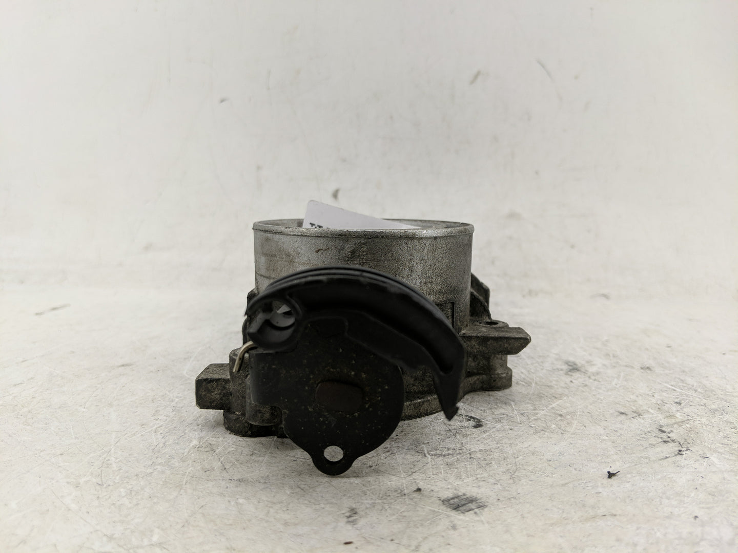 2003-2007 Chrysler Town & Country Throttle Body Fits Fits 2003 2004 2005 2006 2007 OEM Used Auto Parts - Oemusedautoparts1.c