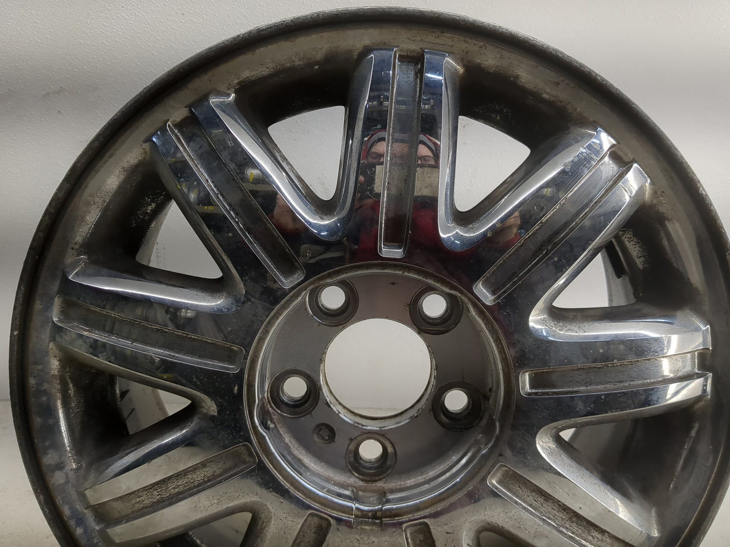 2004-2007 Chrysler Town & Country Oem Wheel Rim 1272721 - Oemusedautoparts1.com