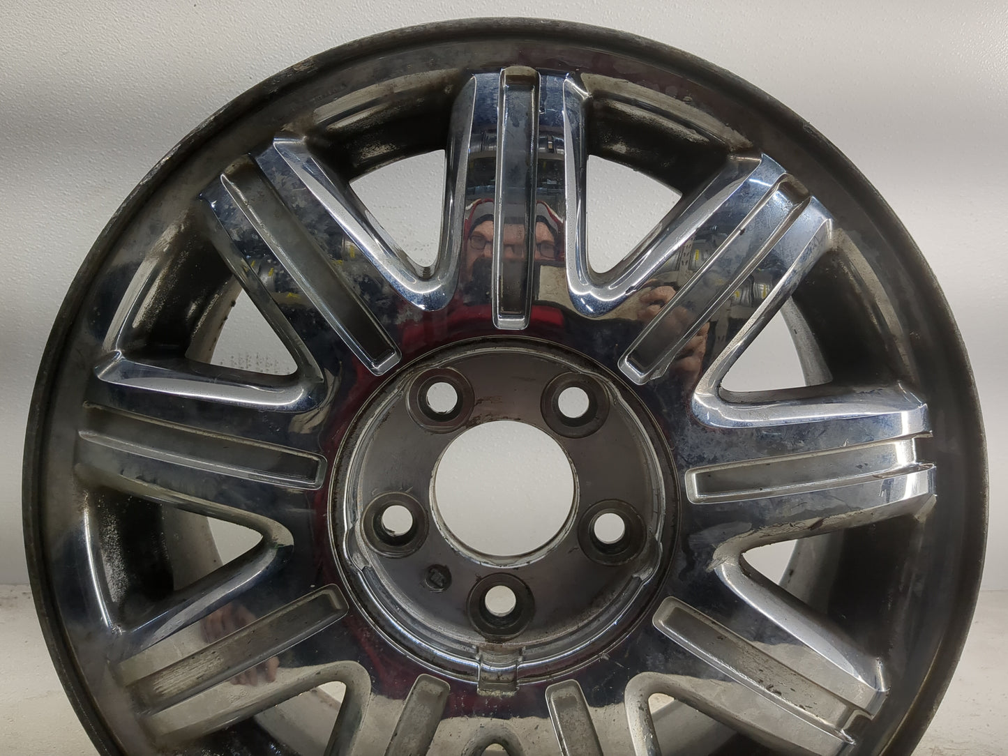 2004-2007 Chrysler Town & Country Oem Wheel Rim - Oemusedautoparts1.com