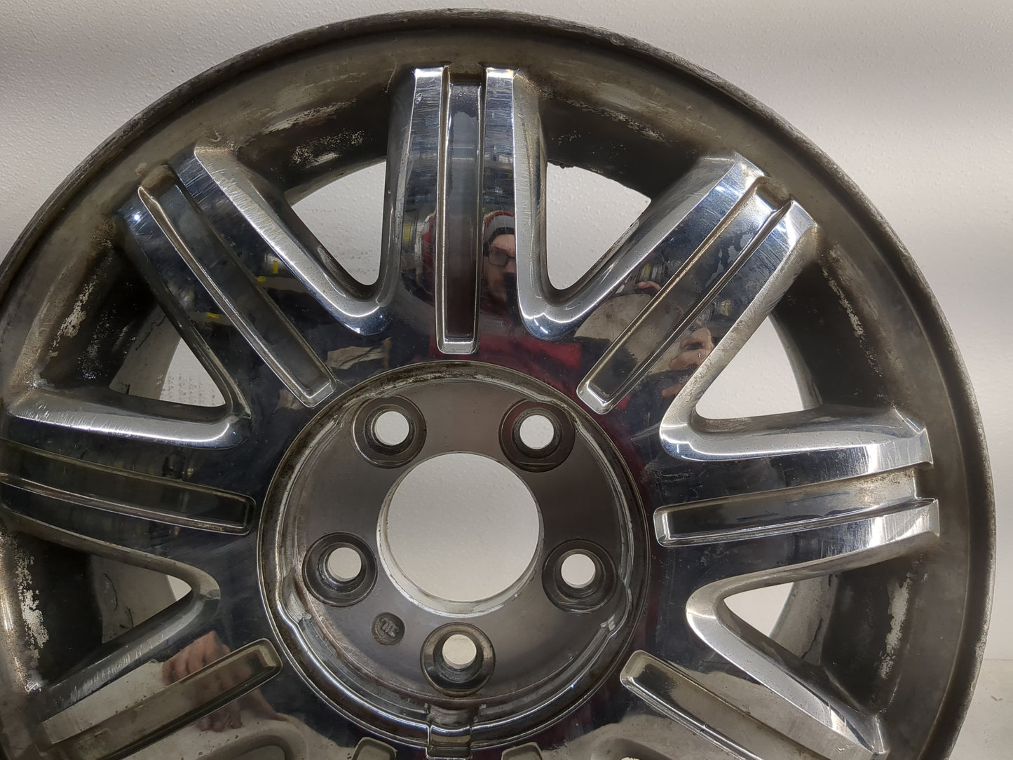 2004-2007 Chrysler Town & Country Oem Wheel Rim - Oemusedautoparts1.com