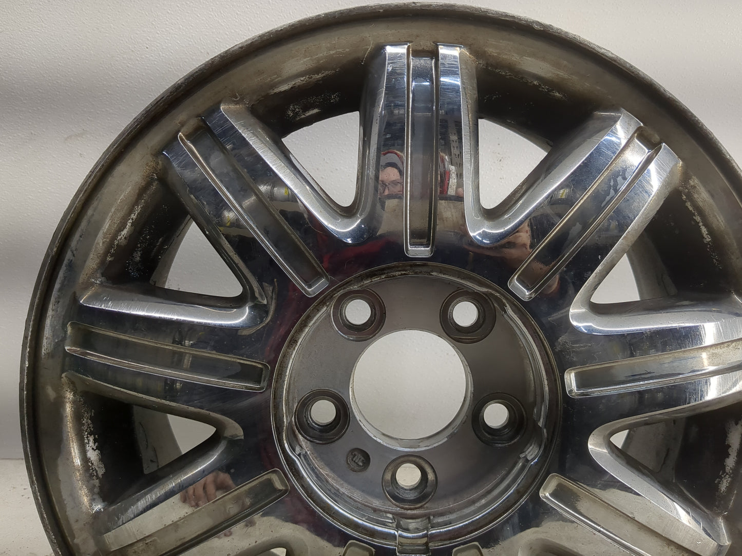 2004-2007 Chrysler Town & Country Oem Wheel Rim - Oemusedautoparts1.com