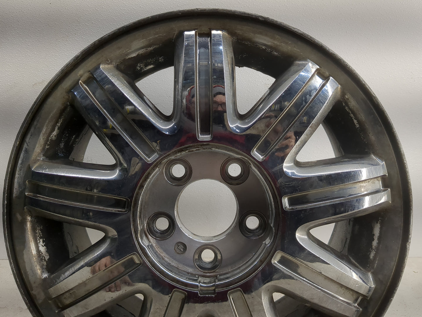 2004-2007 Chrysler Town & Country Oem Wheel Rim - Oemusedautoparts1.com