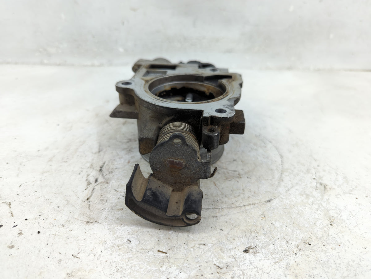 2003-2007 Chrysler Town & Country Throttle Body Fits Fits 2003 2004 2005 2006 2007 OEM Used Auto Parts - Oemusedautoparts1.c