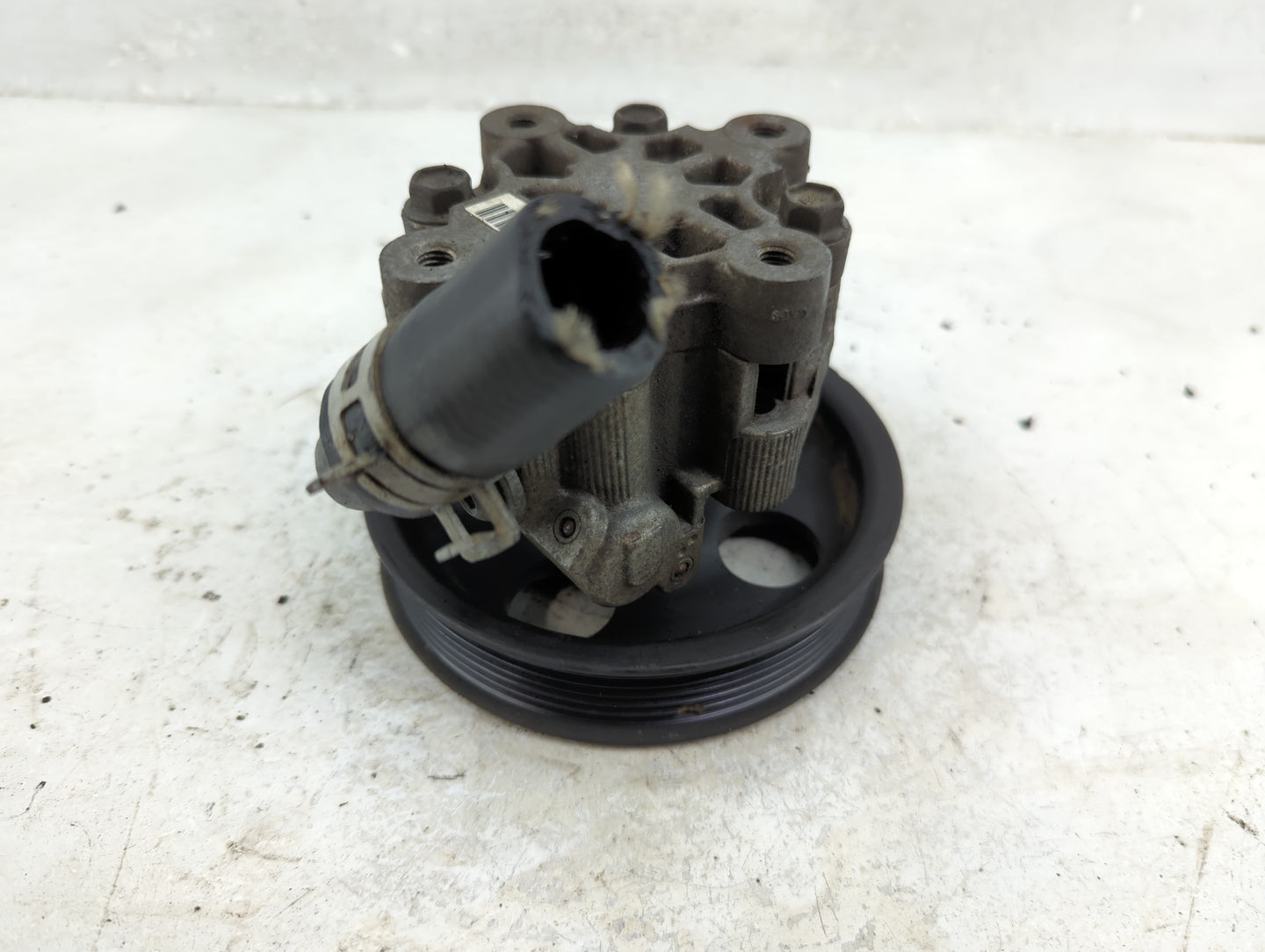 2001-2007 Chrysler Town & Country Power Steering Column Pump Oem - Oemusedautoparts1.com