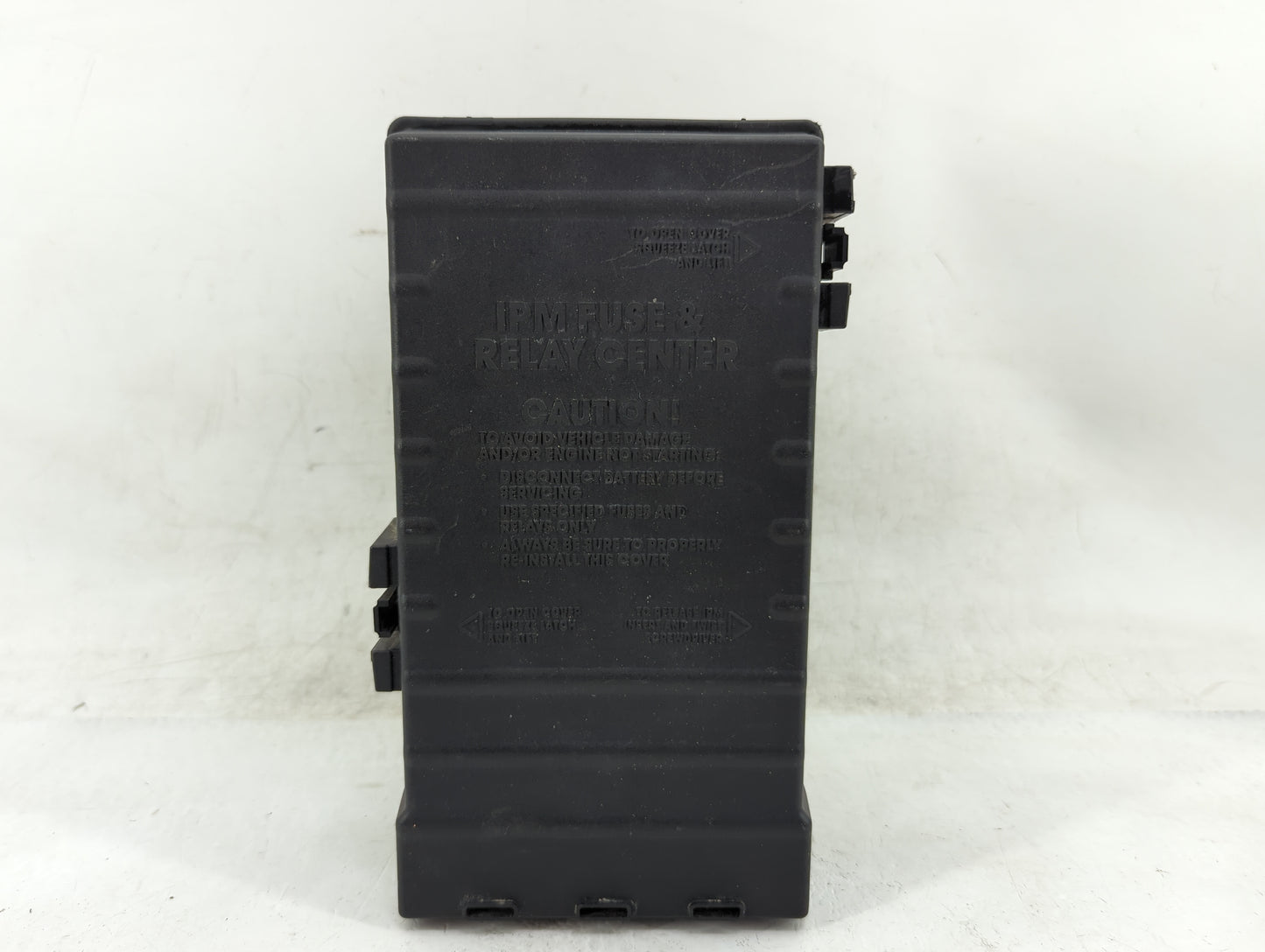 2006-2007 Chrysler Town & Country Fusebox Fuse Box Panel Relay Module P/N:P05144506AE Fits Fits 2006 2007 OEM Used Auto Part