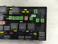 2006-2007 Chrysler Town & Country Fusebox Fuse Box Panel Relay Module P/N:P05144506AE Fits Fits 2006 2007 OEM Used Auto Part