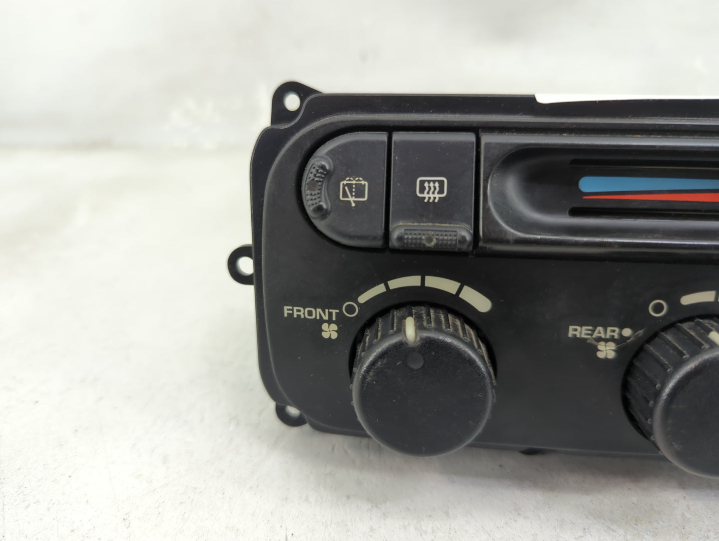 2004-2007 Chrysler Town & Country Climate Control Module Temperature AC/Heater Replacement P/N:05175359AC 75359 Fits OEM Use
