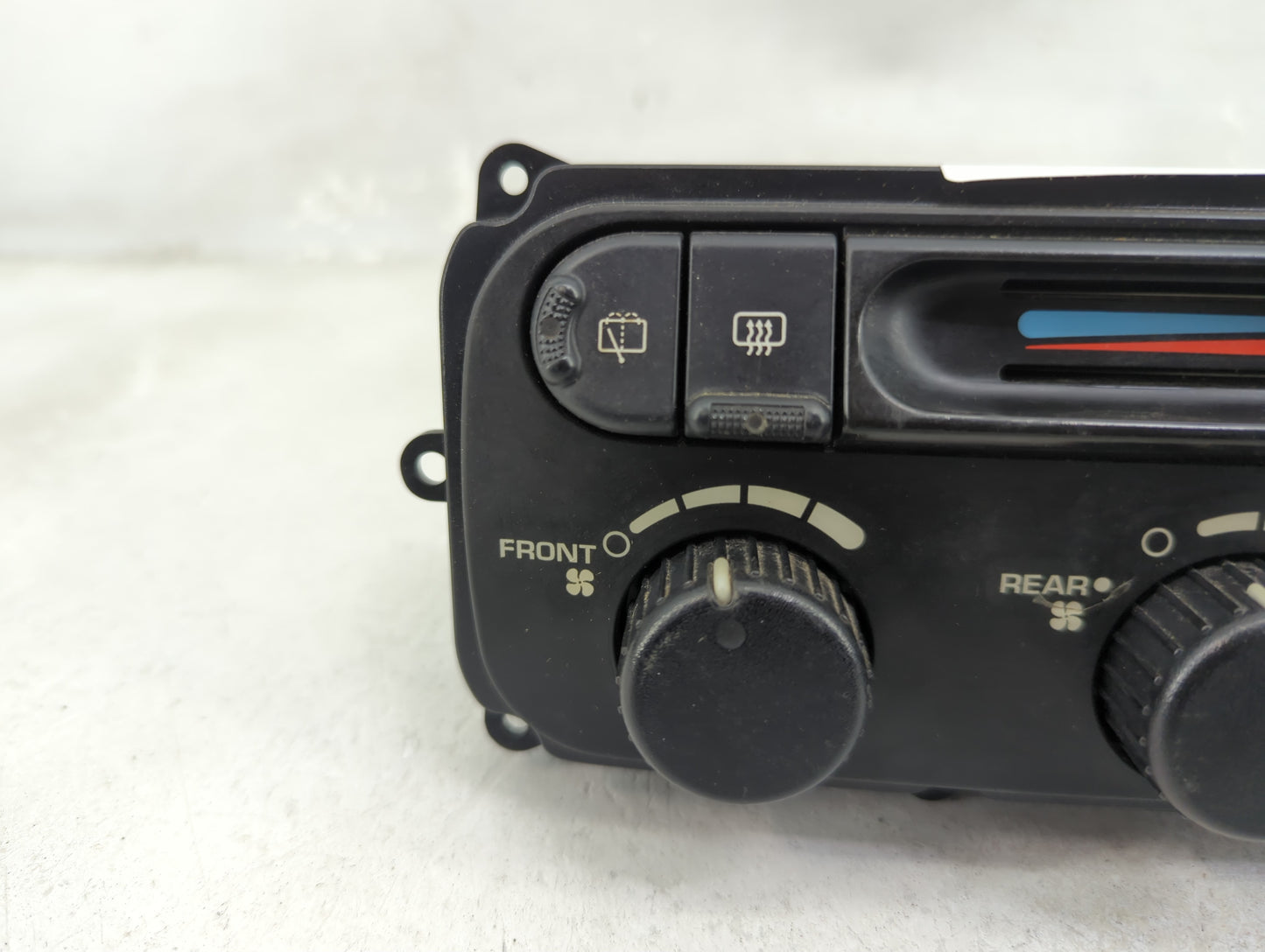 2004-2007 Chrysler Town & Country Climate Control Module Temperature AC/Heater Replacement P/N:05175359AC 75359 Fits OEM Use
