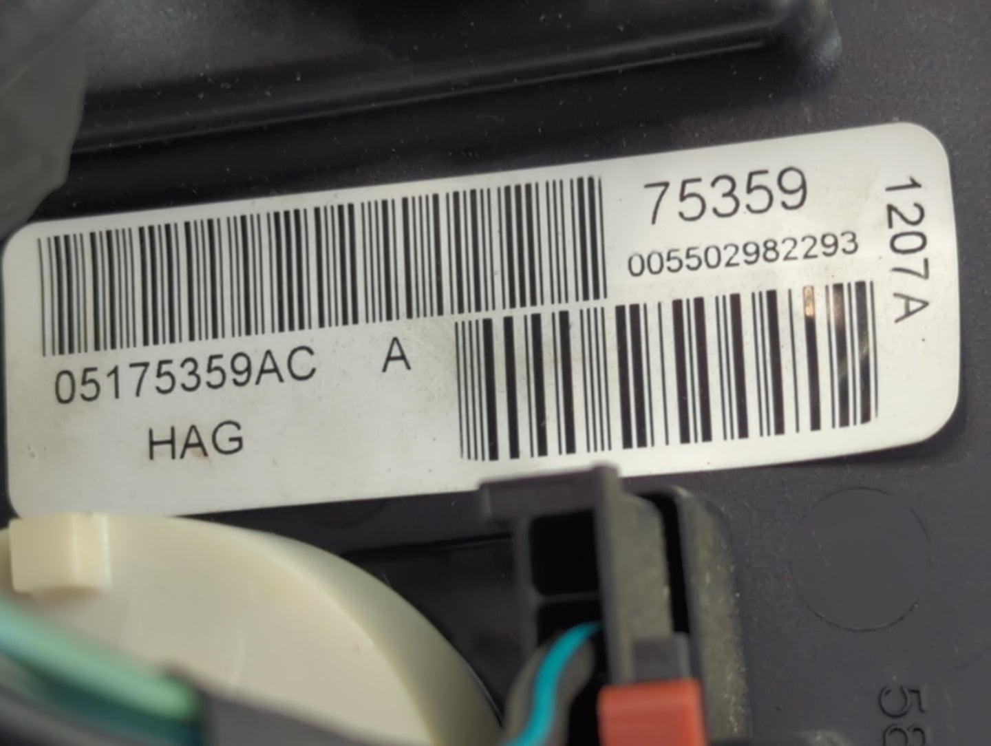 2004-2007 Chrysler Town & Country Climate Control Module Temperature AC/Heater Replacement P/N:05175359AC 75359 Fits OEM Use