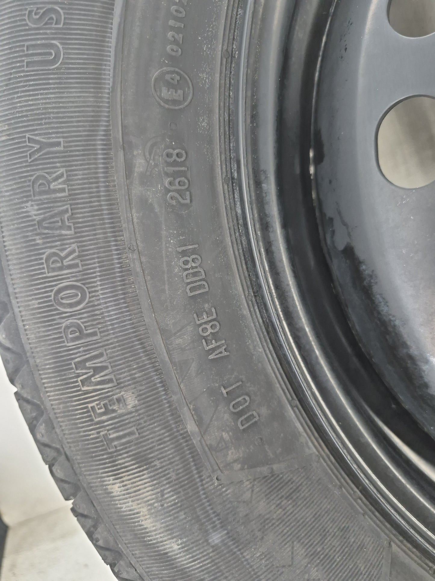 2001-2007 Chrysler Town & Country Spare Donut Tire Wheel Rim Oem 1462471 - Oemusedautoparts1.com