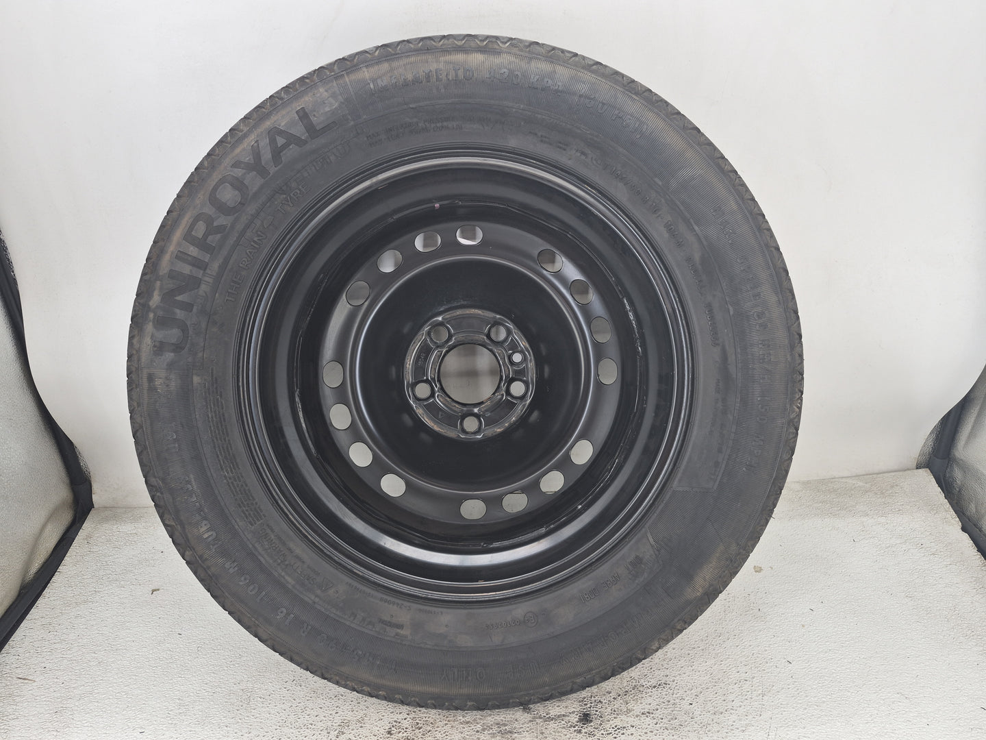 2001-2007 Chrysler Town & Country Spare Donut Tire Wheel Rim Oem 1462471 - Oemusedautoparts1.com