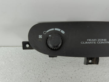 2001-2007 Chrysler Town & Country Climate Control Module Temperature AC/Heater Replacement P/N:P05005009AD 4685797AA Fits OEM Used Auto Parts