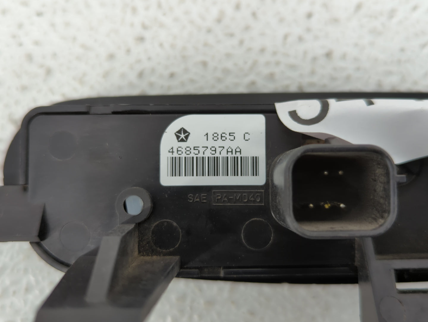 2001-2007 Chrysler Town & Country Climate Control Module Temperature AC/Heater Replacement P/N:P05005009AD 4685797AA Fits OE