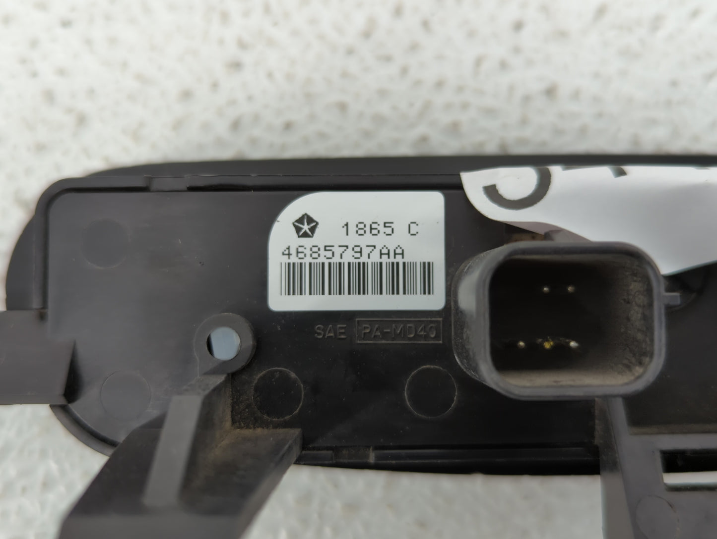 2001-2007 Chrysler Town & Country Climate Control Module Temperature AC/Heater Replacement P/N:P05005009AD 4685797AA Fits OE