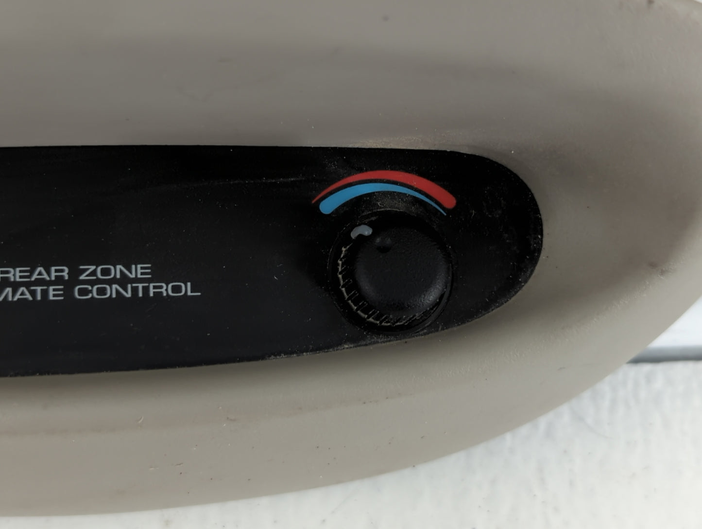 2001-2007 Chrysler Town & Country Climate Control Module Temperature AC/Heater Replacement P/N:P05005009AD 4685797AA Fits OE